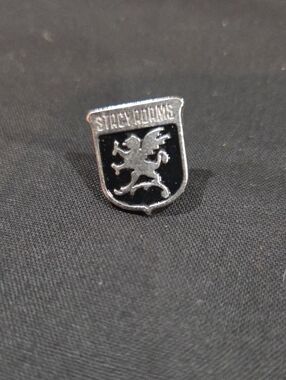 STACY ADAMS LAPEL PIN